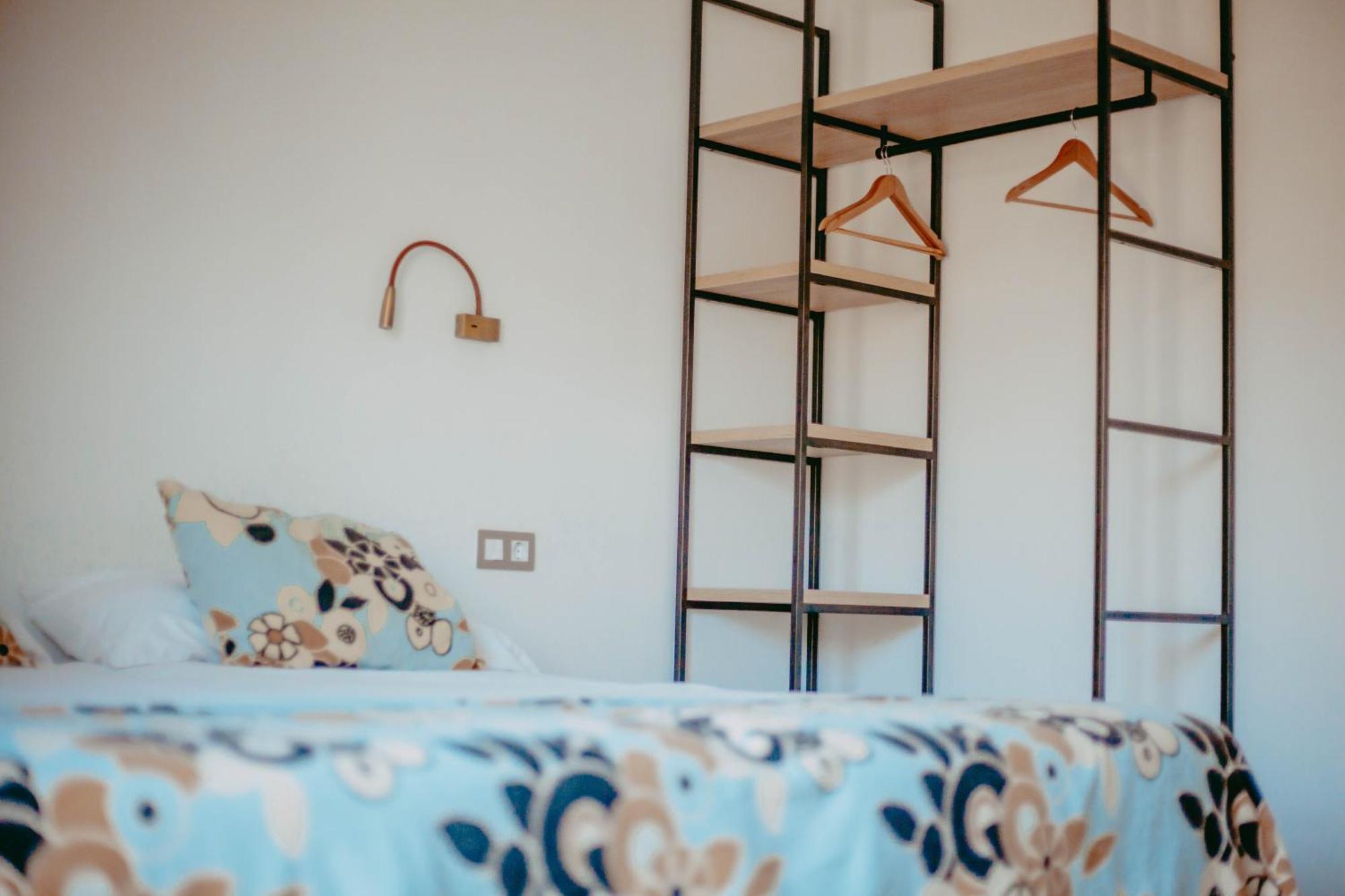 Hostal Restaurant Mussons Vins Poboleda Dış mekan fotoğraf
